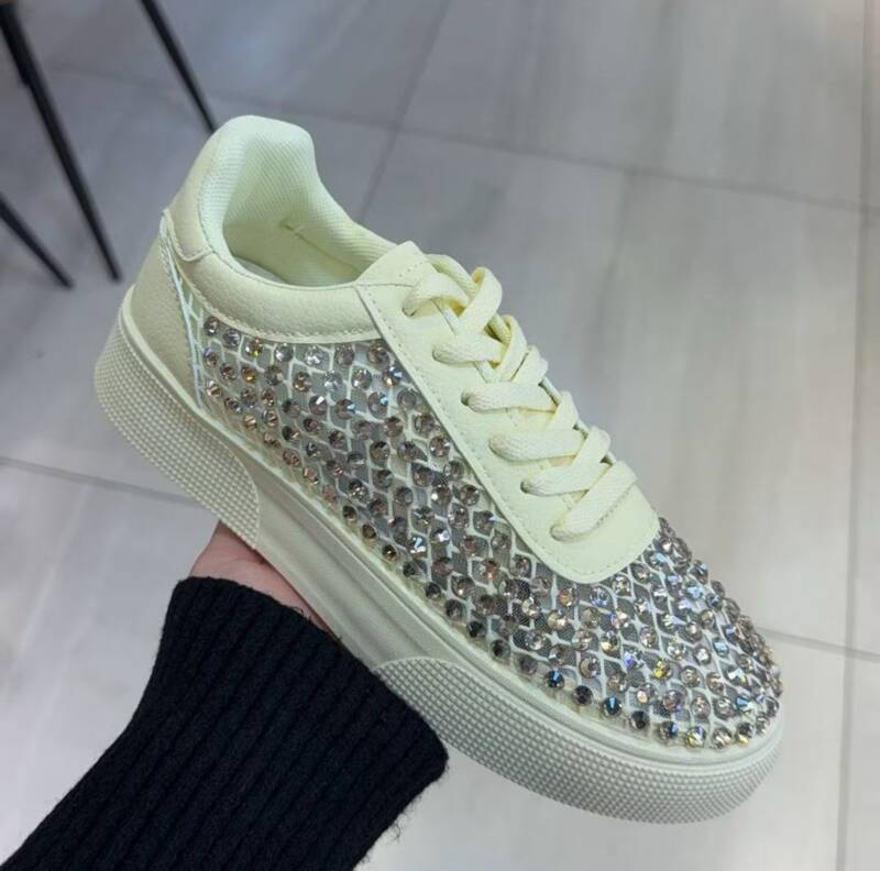 Buty sportowe damskie Roz 36-41 / 12 par